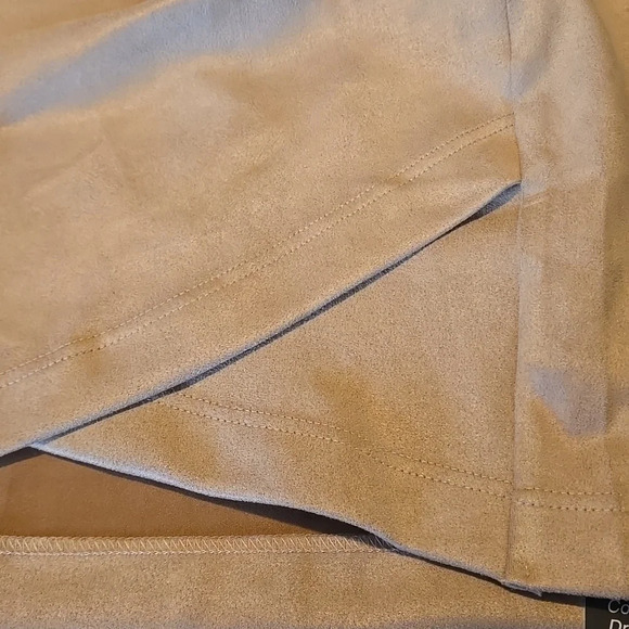 Dressin Mini Skirt Ruche'd one side w/ Draped Asymmetrical Style. Women size L - Picture 7 of 13